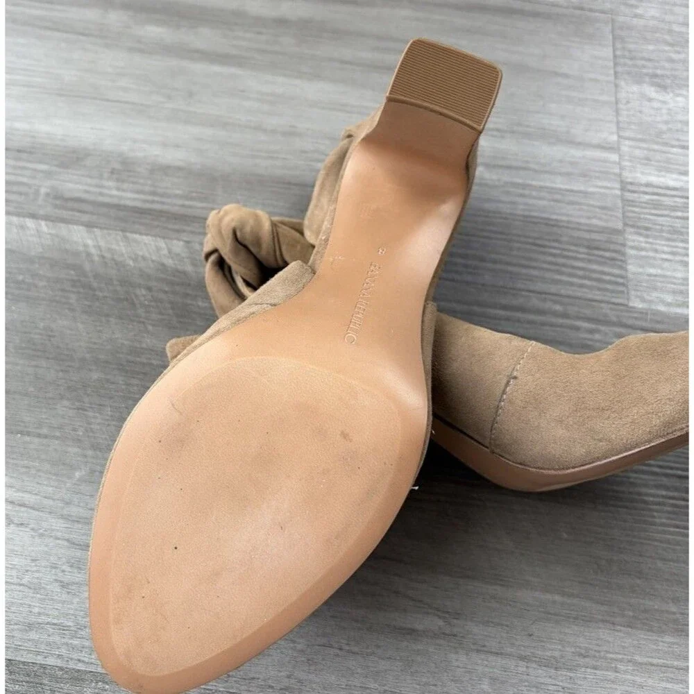 Banana Republic Tan Suede Bow Slingback Heels Almond Toe Block Heel Pump Size 8